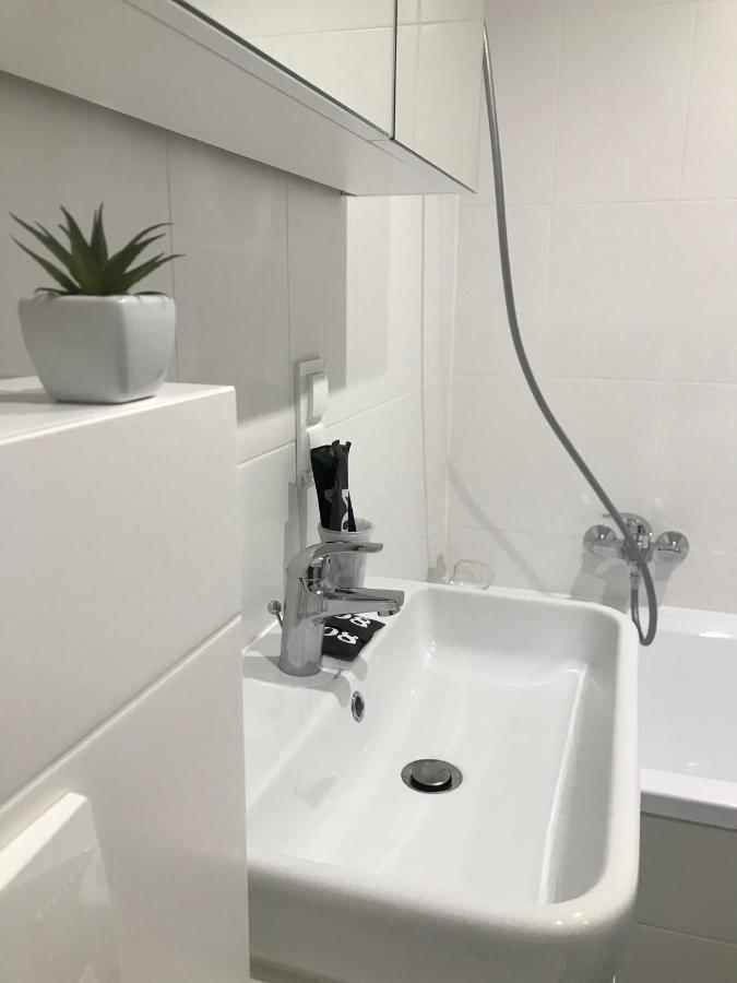 Slonce Woda Las Apartament No 11A 키엘체 외부 사진